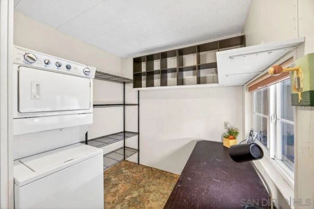 8975 Lawrence Welk Dr SPC 451 451, Escondido, CA 92026