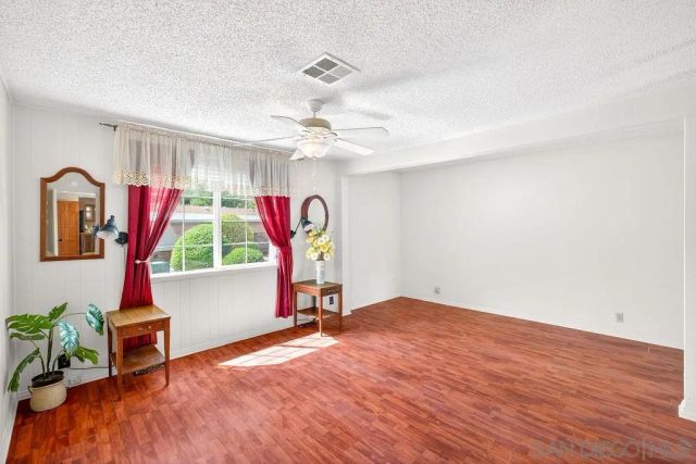 8975 Lawrence Welk Dr SPC 451 451, Escondido, CA 92026