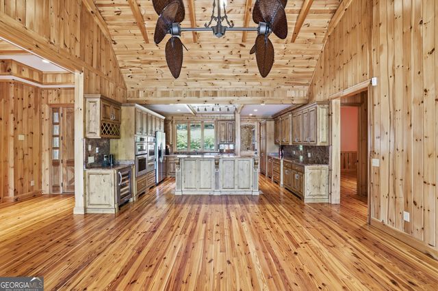 95 Marshall Lane, Tiger, GA 30576