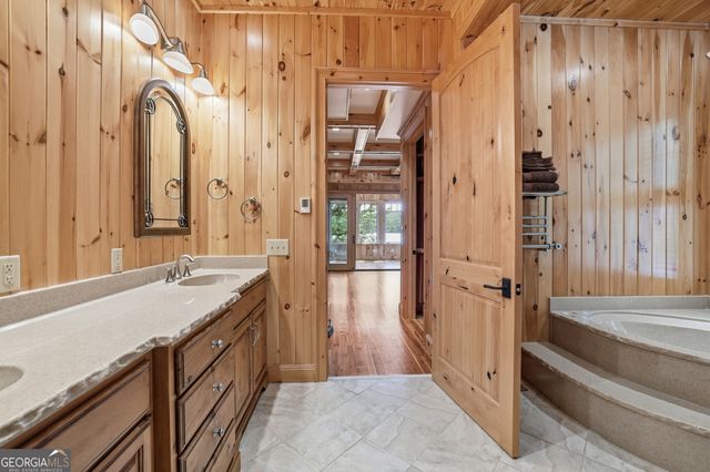 95 Marshall Lane, Tiger, GA 30576