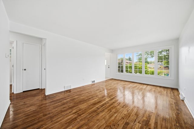 11857 S Lawler Avenue, Alsip, IL 60803