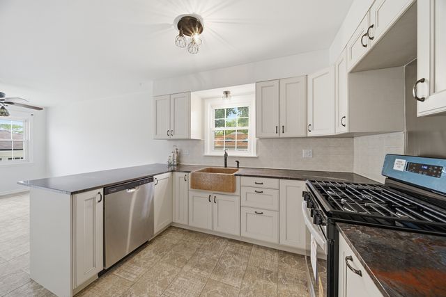 11857 S Lawler Avenue, Alsip, IL 60803