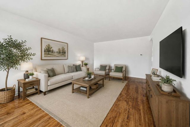 11857 S Lawler Avenue, Alsip, IL 60803