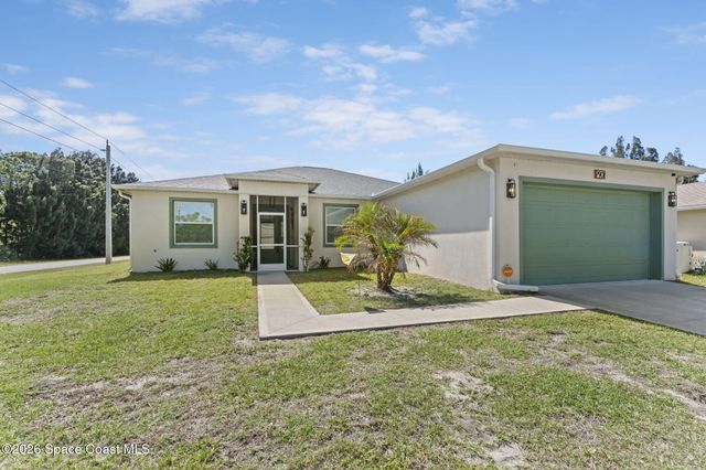 790 Haryestor Avenue SW, Palm Bay, FL 32908