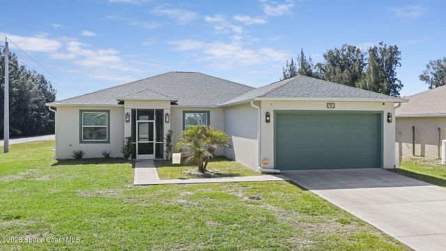790 Haryestor Avenue SW, Palm Bay, FL 32908