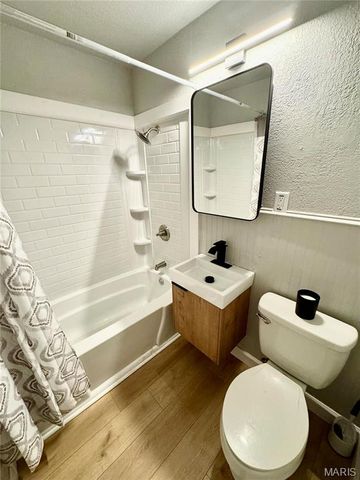 2445 Jerden Avenue, Granite City, IL 62040