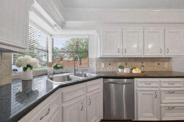 9411 Fenchurch Drive, Spring, TX 77379