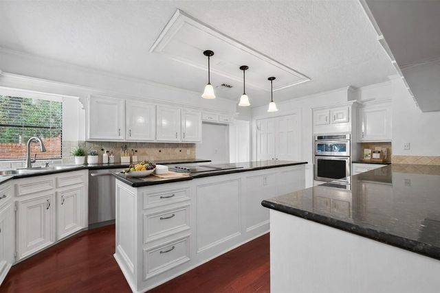 9411 Fenchurch Drive, Spring, TX 77379