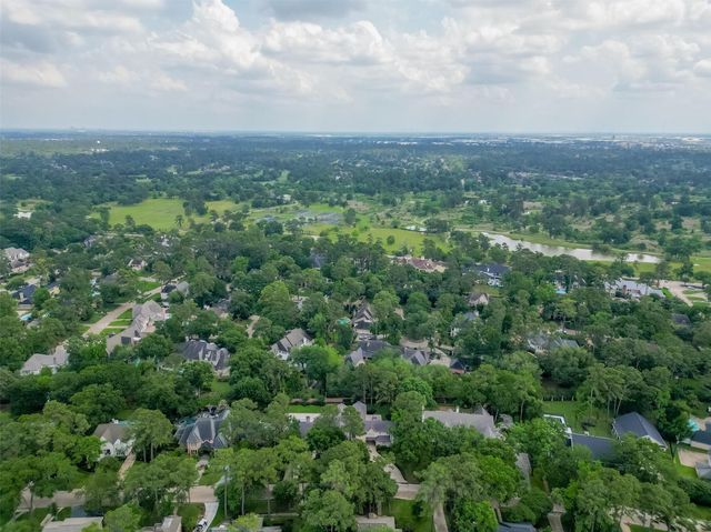 9411 Fenchurch Drive, Spring, TX 77379