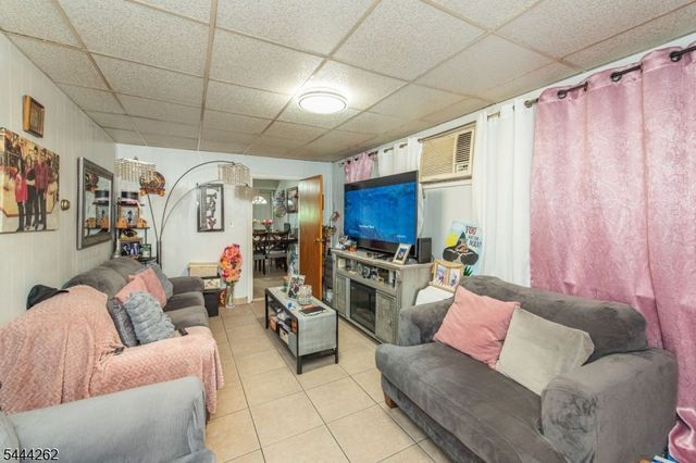 1029 E 19Th St, Paterson City, NJ 07501