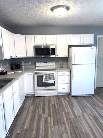 4195 Knollwood Court, Franklin, IN 46131