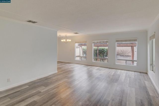 2287 Dalis Dr, Concord, CA 94520
