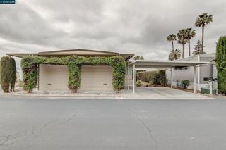 2287 Dalis Dr, Concord, CA 94520