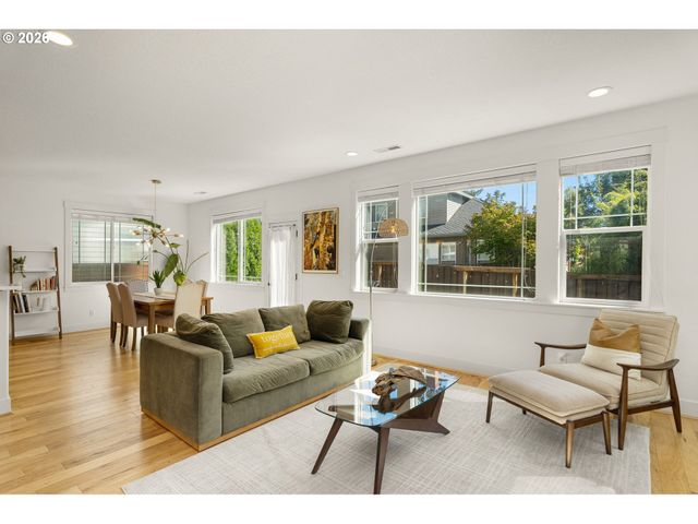 10060 Sw FOXTROT Ter, Beaverton, OR 97008