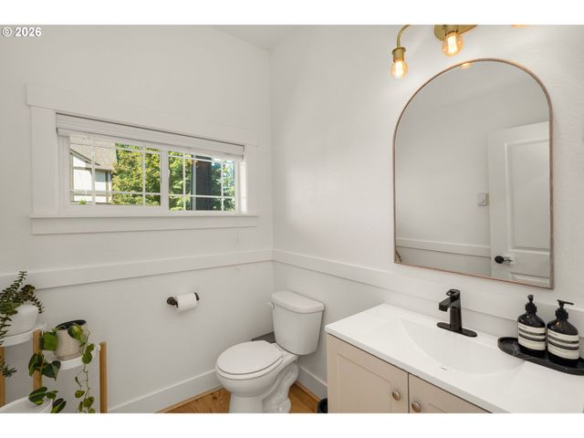 10060 Sw FOXTROT Ter, Beaverton, OR 97008