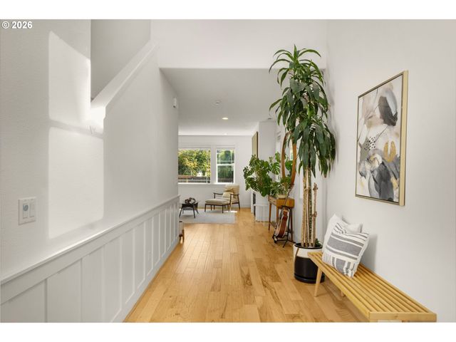 10060 Sw FOXTROT Ter, Beaverton, OR 97008