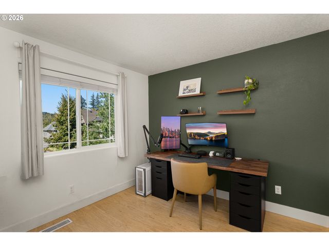 10060 Sw FOXTROT Ter, Beaverton, OR 97008