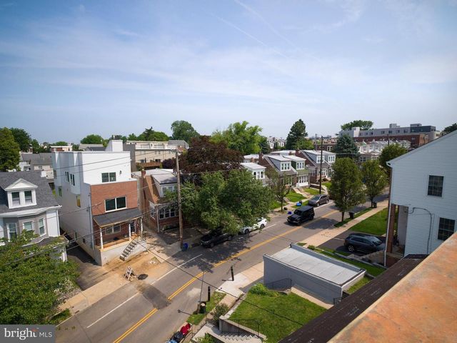 303 FOUNTAIN ST, Philadelphia, PA 19128