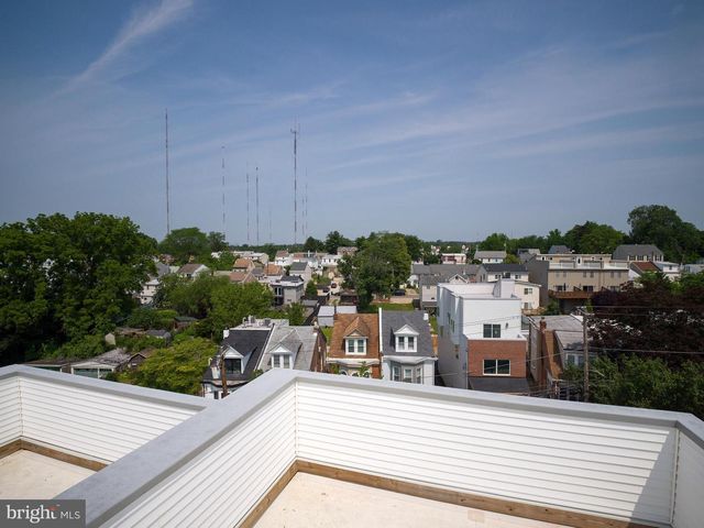 303 FOUNTAIN ST, Philadelphia, PA 19128