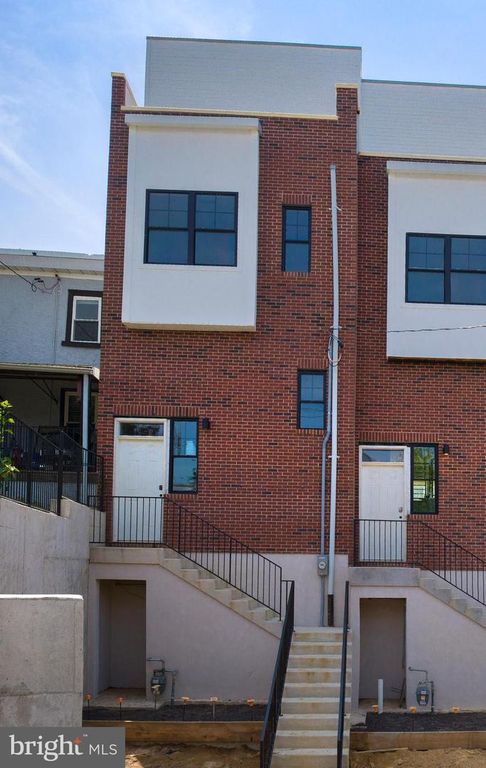 303 FOUNTAIN ST, Philadelphia, PA 19128