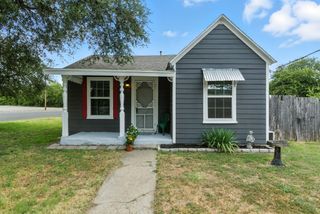 714 N Walnut Street, Weatherford, TX 76086