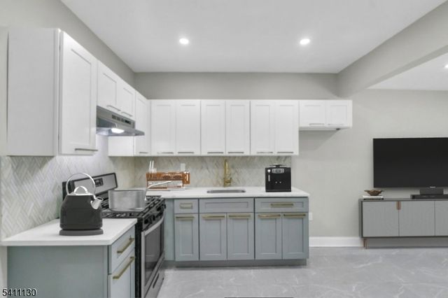 553 S Orange Ave, Newark City, NJ 07103