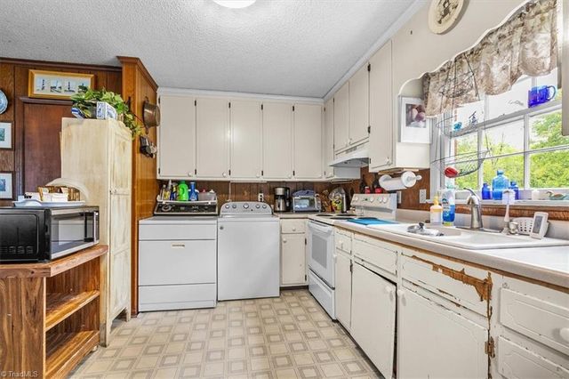 5822 RuralView Road, Gibsonville, NC 27249