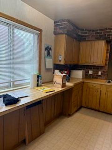 1484 Sherwood Court, Dearborn, MI 48124