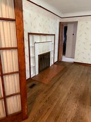 1484 Sherwood Court, Dearborn, MI 48124