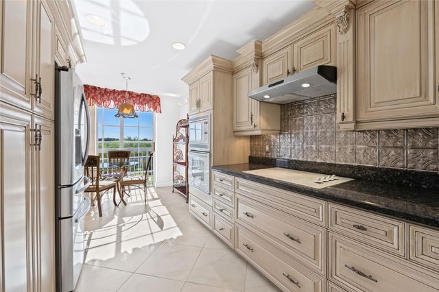 17031 Boca Club Boulevard 085A, Boca Raton, FL 33487