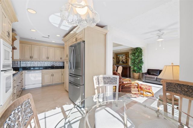 17031 Boca Club Boulevard 085A, Boca Raton, FL 33487