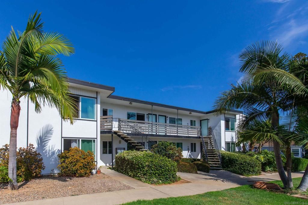 2003 Emerald Street, San Diego, CA 92109 — exterior