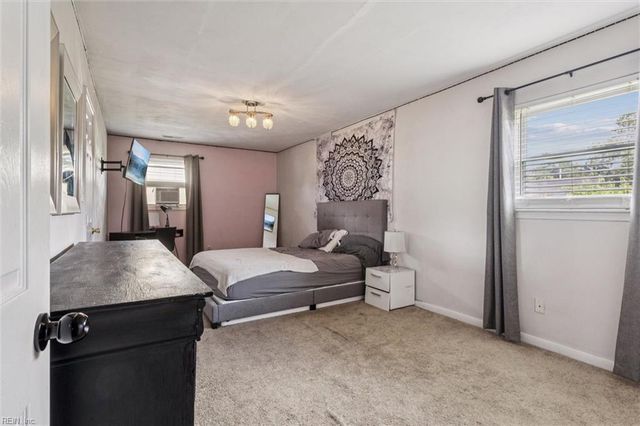 2929 Hilton AVE, Chesapeake, VA 23324