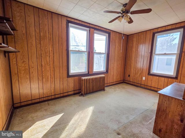 333 SANGER ST E, Philadelphia, PA 19120