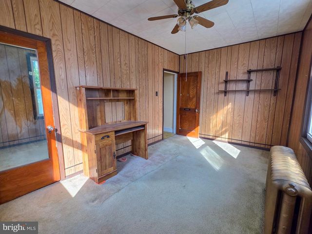 333 SANGER ST E, Philadelphia, PA 19120