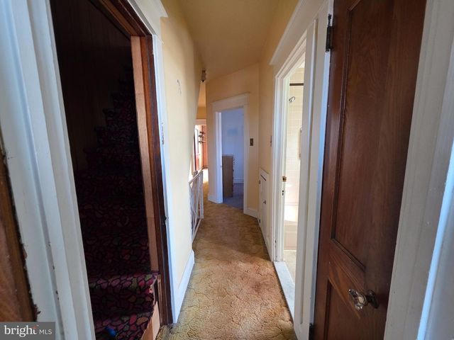 333 SANGER ST E, Philadelphia, PA 19120