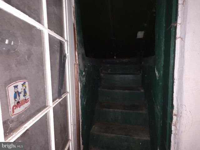 333 SANGER ST E, Philadelphia, PA 19120
