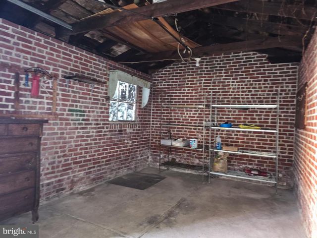333 SANGER ST E, Philadelphia, PA 19120