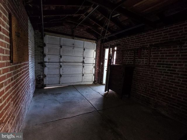 333 SANGER ST E, Philadelphia, PA 19120