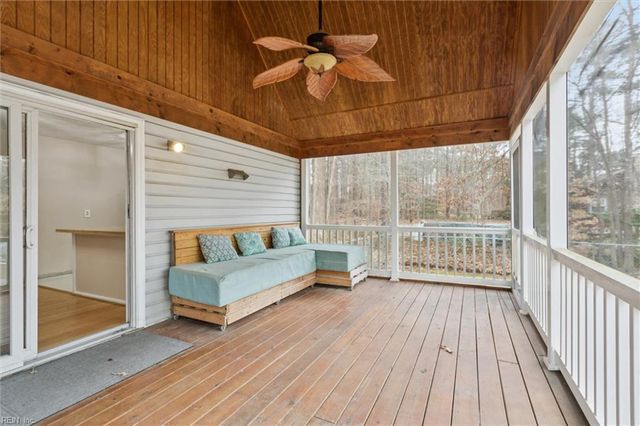 5212 Hickory Fork RD, Gloucester, VA 23061