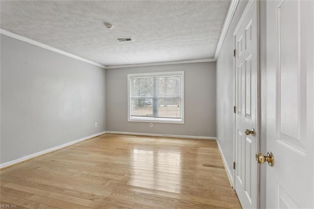 5212 Hickory Fork RD, Gloucester, VA 23061