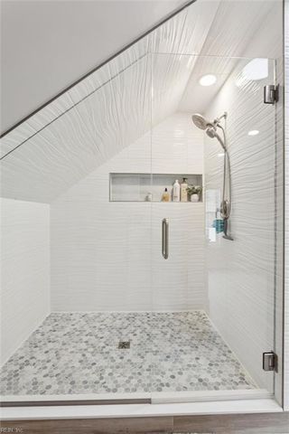 5212 Hickory Fork RD, Gloucester, VA 23061