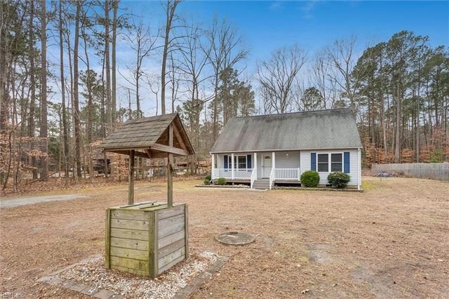 5212 Hickory Fork RD, Gloucester, VA 23061