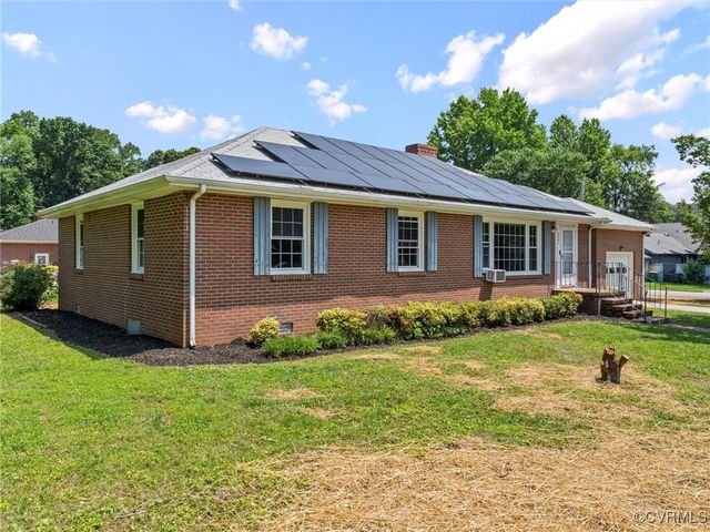 3301 Warsaw Ave, Hopewell, VA 23860