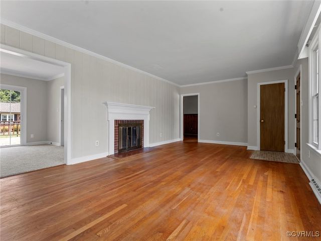 3301 Warsaw Ave, Hopewell, VA 23860