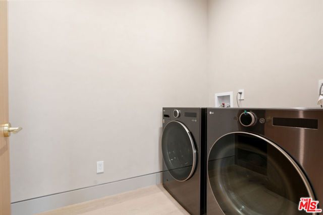 2225 Walnut Avenue, Venice (los Angeles), CA 90291