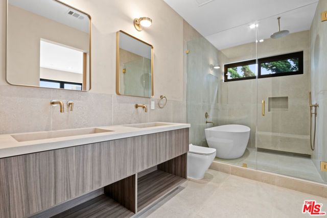 2225 Walnut Avenue, Venice (los Angeles), CA 90291