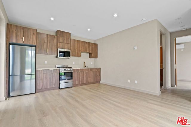 2225 Walnut Avenue, Venice (los Angeles), CA 90291