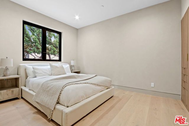 2225 Walnut Avenue, Venice (los Angeles), CA 90291