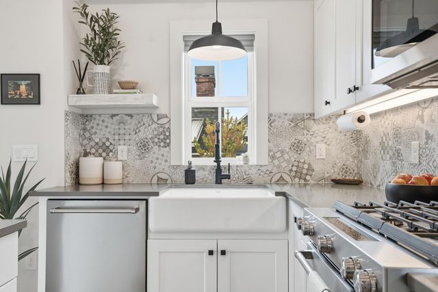 2777 NW High Lakes Loop, Bend, OR 97703